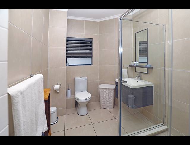 2 BEDROOM APARTMENT FOR SALE IN GREENSTONE HILL